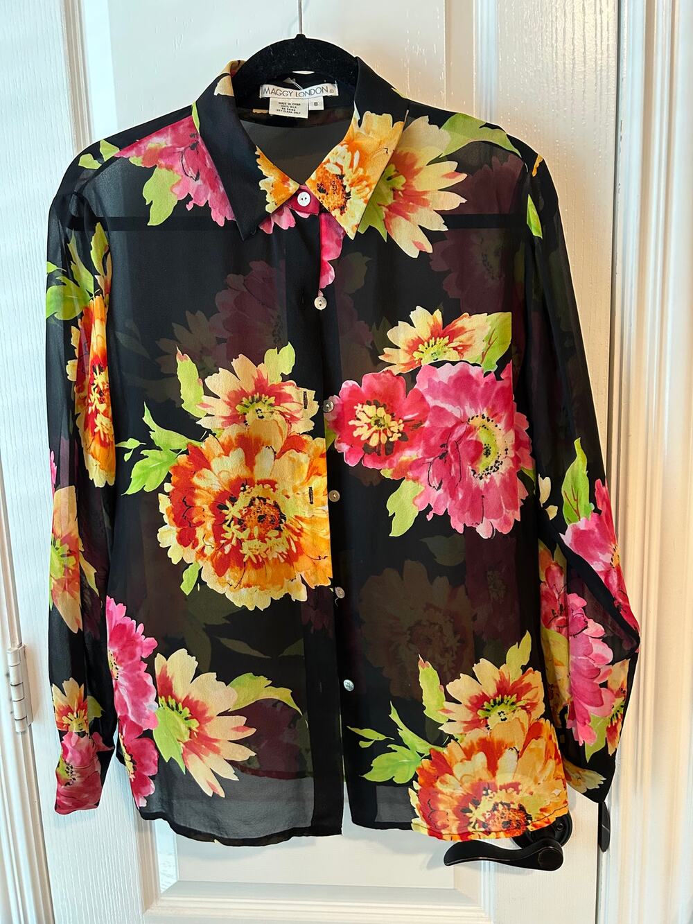 Maggy London Black Silk Floral Button Down Size 8